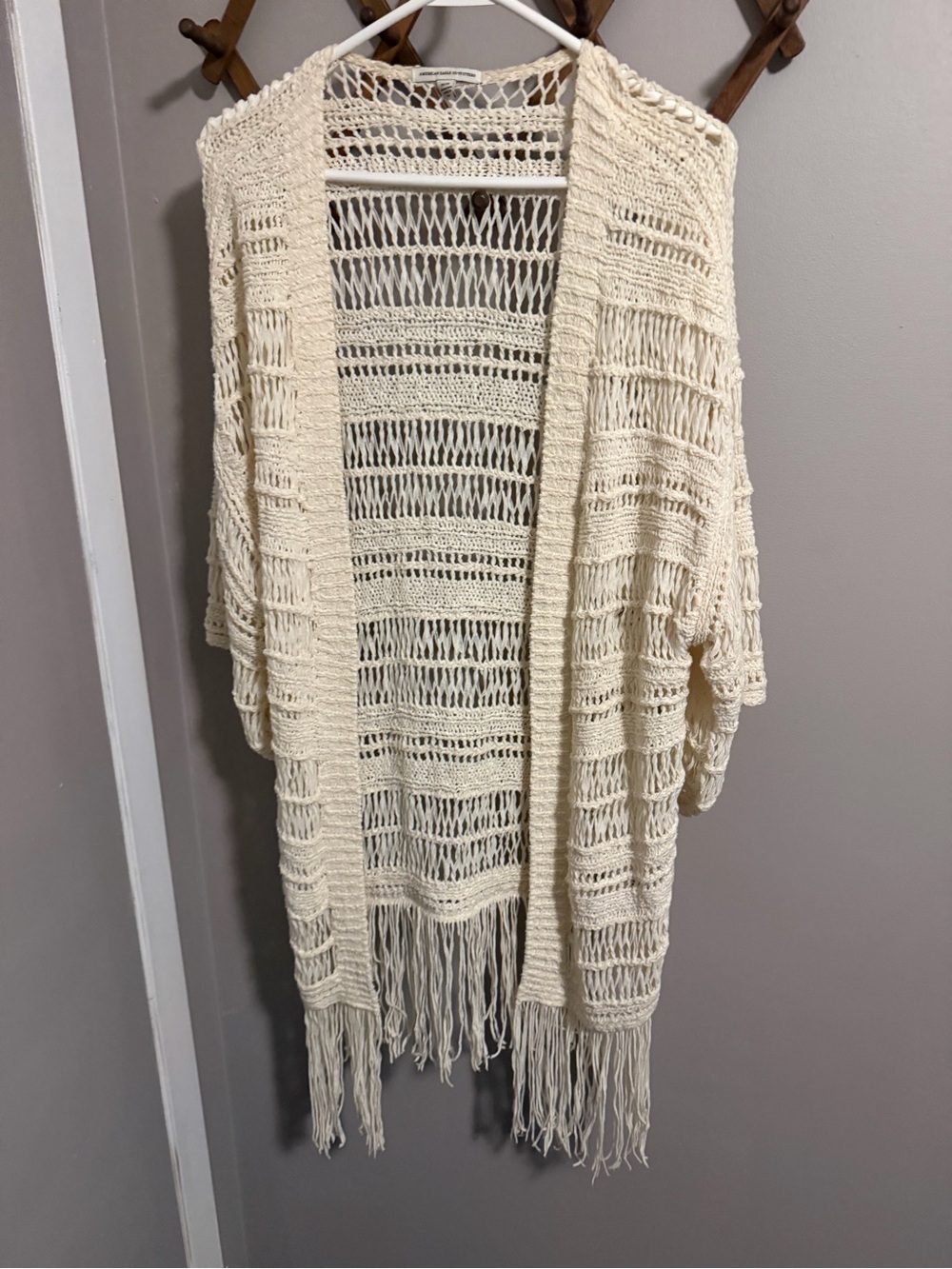 American Eagle Crochet Knit Oversized Fringe boho Cover Up Cardigan M - Picture 2 of 6